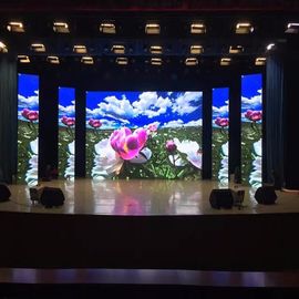 Panggung Acara P4 Rental Indoor LED Display Hotel Tanda Pernikahan Layar Video Super Slim pemasok