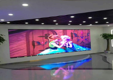 Indoor LED Advertising Display 5mm Pixel Pitch Shopping Mall Fungsi Promosi pemasok