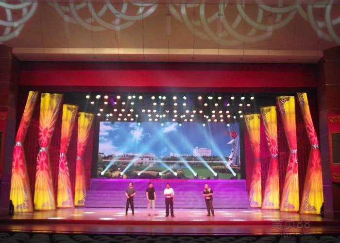 Cina Tahap Konser Musik LED Video Tirai Rental P3 HD Gambar Video Dinding LED Display pabrik
