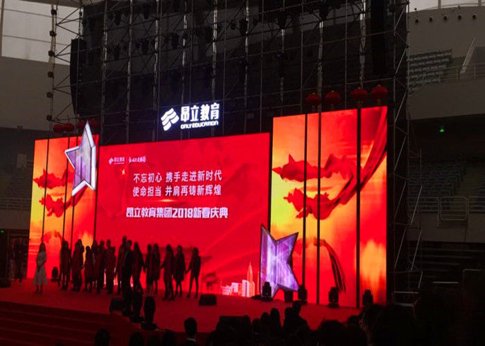 Cina P5 Full Color Outdoor LED Display, Mobile LED Advertising Board Instalasi Mudah pabrik