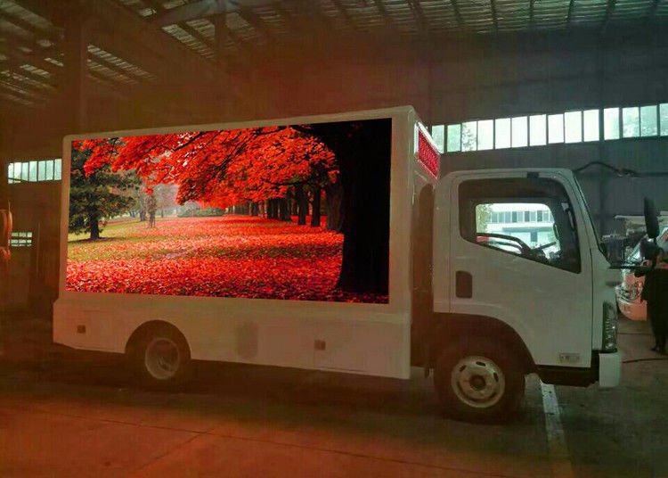 Cina Resolusi Tinggi P5 LED Truck Display Besar Digital Billboard Mobile Panel SMD3528 pabrik