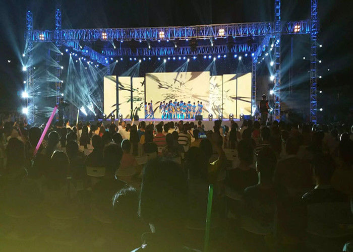 Cina Tahap Konser Indoor Rental LED Display Full Color P4 Sesuaikan Ukuran Layar pabrik