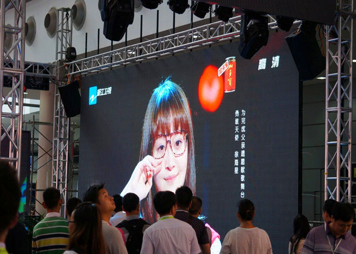 Cina P10 Rental Luar Ruangan LED Display Screen LED Tahap Latar Belakang Video Dinding 1/4 Scan Driving pabrik