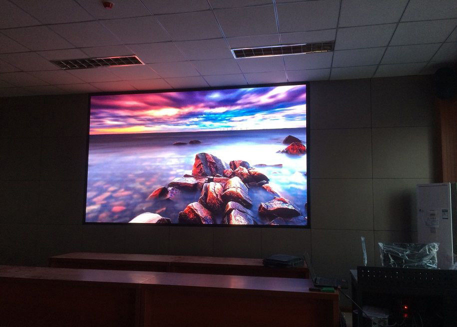Cina Pixel Pitch Kecil 5 HD LED Dinding Video Full Color Indoor TV Panel 100V-240V pabrik